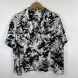 MOD REF Boxy Shirt Women's Size Medium Black White Tropical Print NEW *READ*
